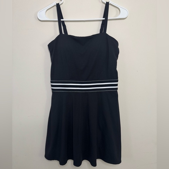 JoyLab Women’s Knit Cami Strap Active Dress NWOT Size small Black/White - Picture 1 of 4